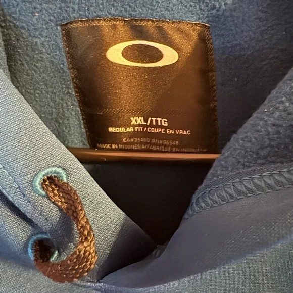 Oakley NWOT Blue Hoodie with Orange Logo - Picture 3 of 4